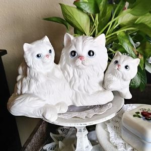 Vintage Homco Mother Cat Figurine